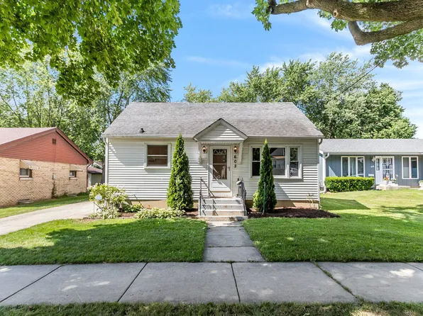 602 Mountain St, Aurora, IL 60505