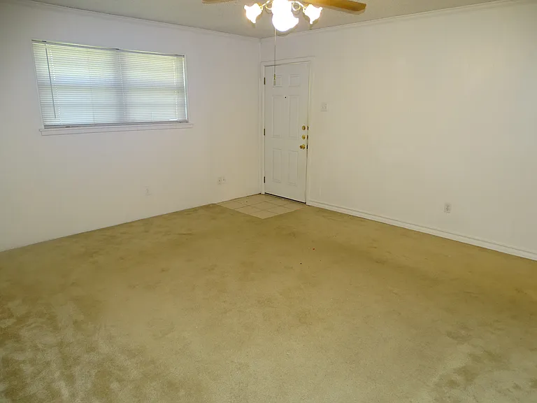 4818 66th St #B — Photo 3