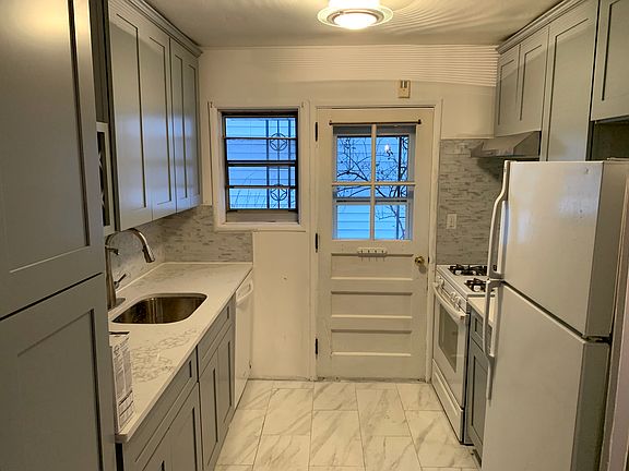 4th image of 149 Dartmouth Dr