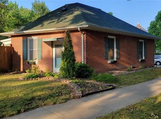 1324 Pine St, Highland, IL