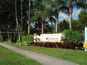 3 bed, 2.0 bath, 1305 sqft, $2,500 — Photo 1