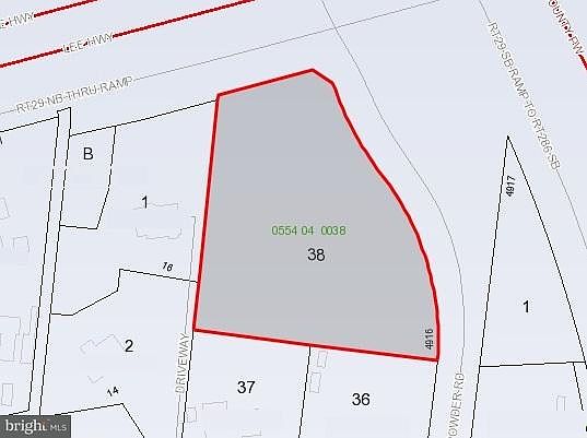 2nd image of 4916 Gunpowder Rd