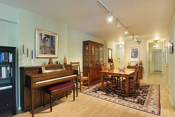 Sold by Corcoran | media 12