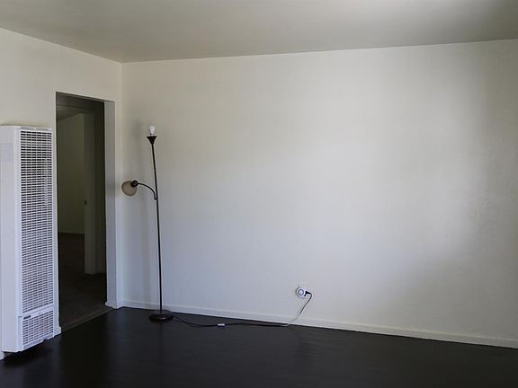 3rd image of 4301 47th St