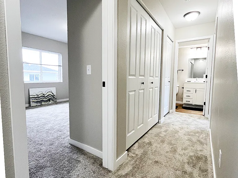 Fox Meadows Townhomes — Photo 8