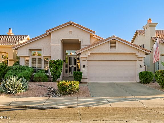 3rd image of 4235 E Desert Marigold Drive