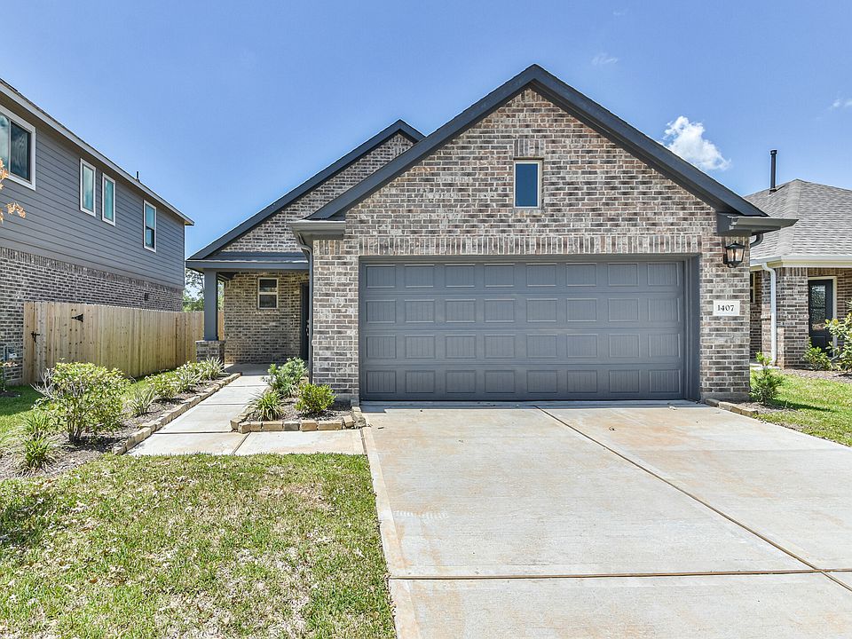 1st image of 1407 Cecilia Vines Dr