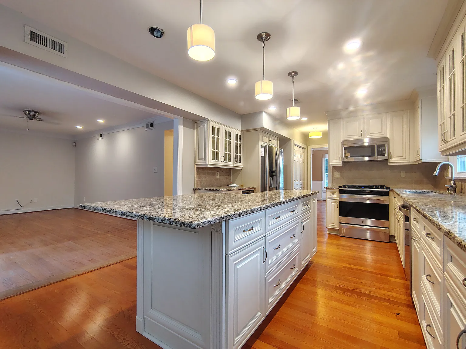 520 Tuckahoe Club Ct — Photo 3