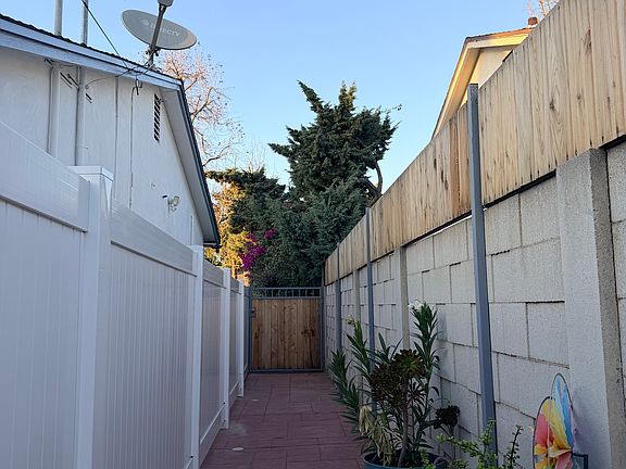 3rd image of 15842 Sunburst St #1