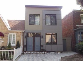 111 Lippincott St, Toronto, ON M5S 2P2