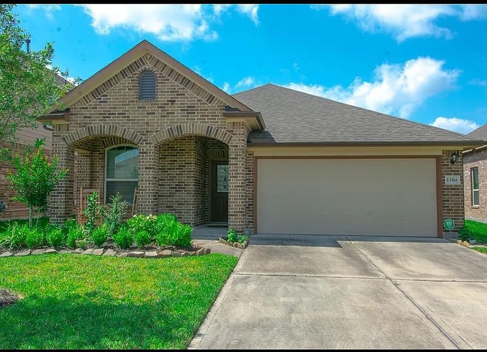 1st image of 13314 Davenport Hills Ln
