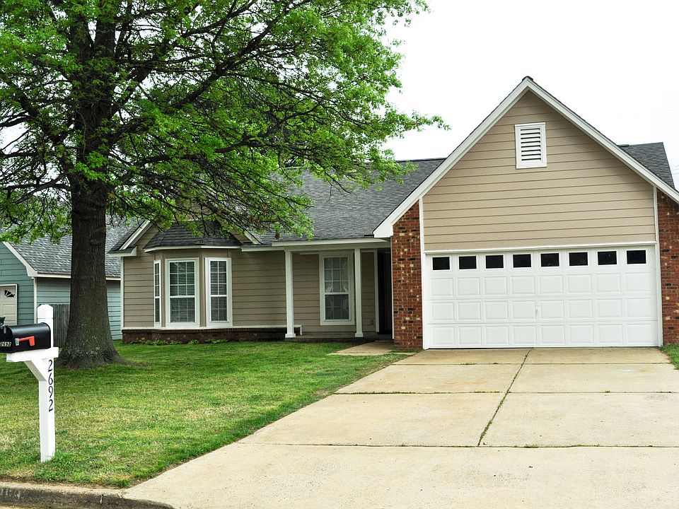 1st image of 2692 Country Lawns Cv