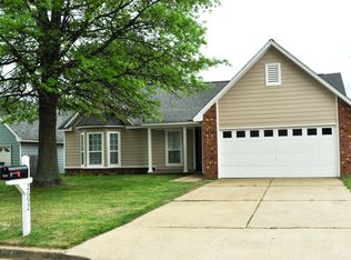 2692 Country Lawns Cv, Memphis, TN 38133