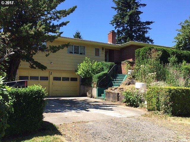 2nd image of 1225 NE 161st Ave