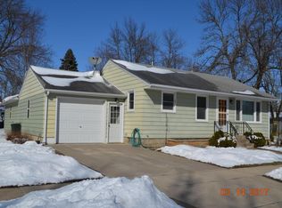207 Fremont St E, Brownsdale, MN 55918