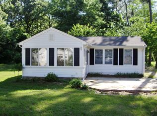 6784 Riverview Park Cir, Gloucester, VA 23061