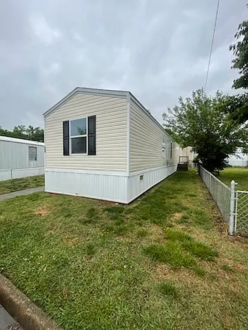 Building Photo - 169 Rodeo Cir