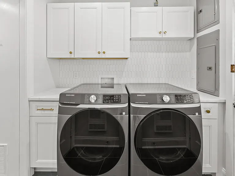 8805 Monmouth Ave — Photo 14