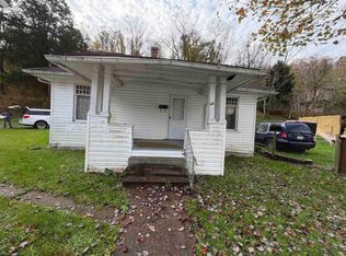 66 Carolina Ave, Salem, WV 26426