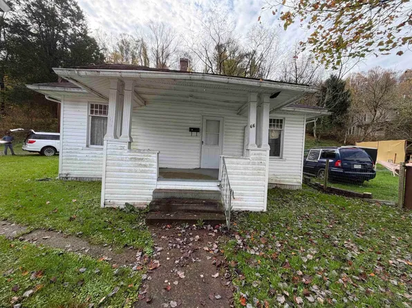 66 Carolina Ave, Salem, WV 26426