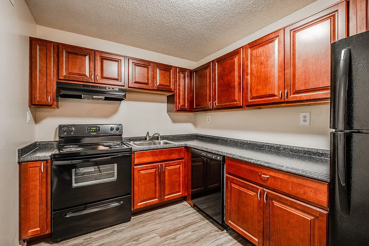 Bramblewood Apartments — Photo 1