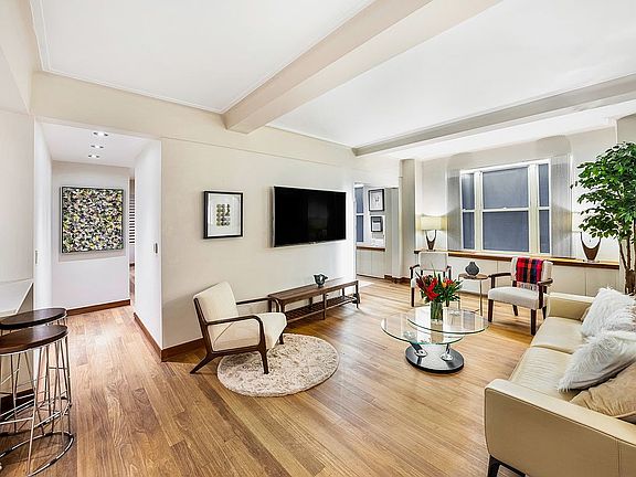 4th image of 65 Central Park W APT 2G
