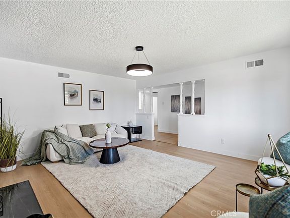 5th image of 8605 Longden Ave