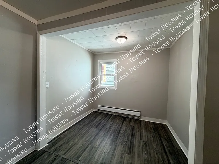 256 14th St #1 — Photo 5