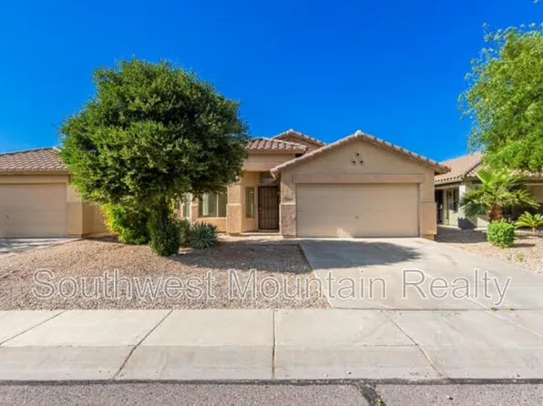 1140 W Oak Tree Ln, San Tan Valley, AZ 85143