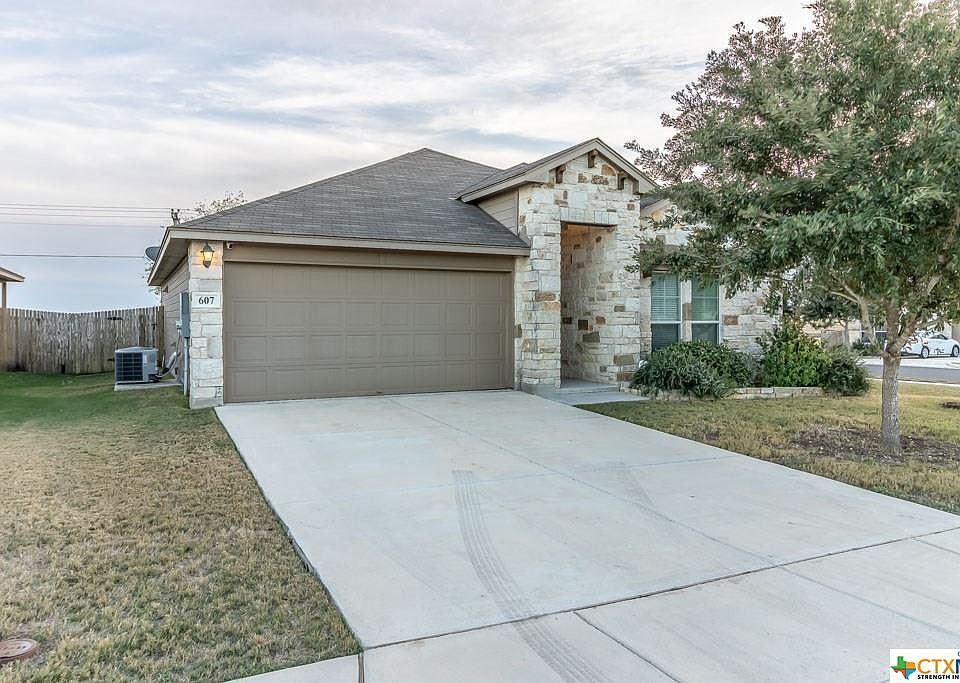 1st image of 607 Teron Dr