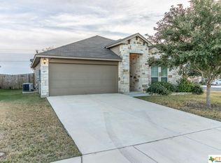 607 Teron Dr, San Marcos, TX 78666