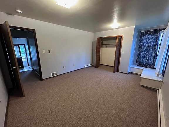 4th image of 3104 Grand Blvd