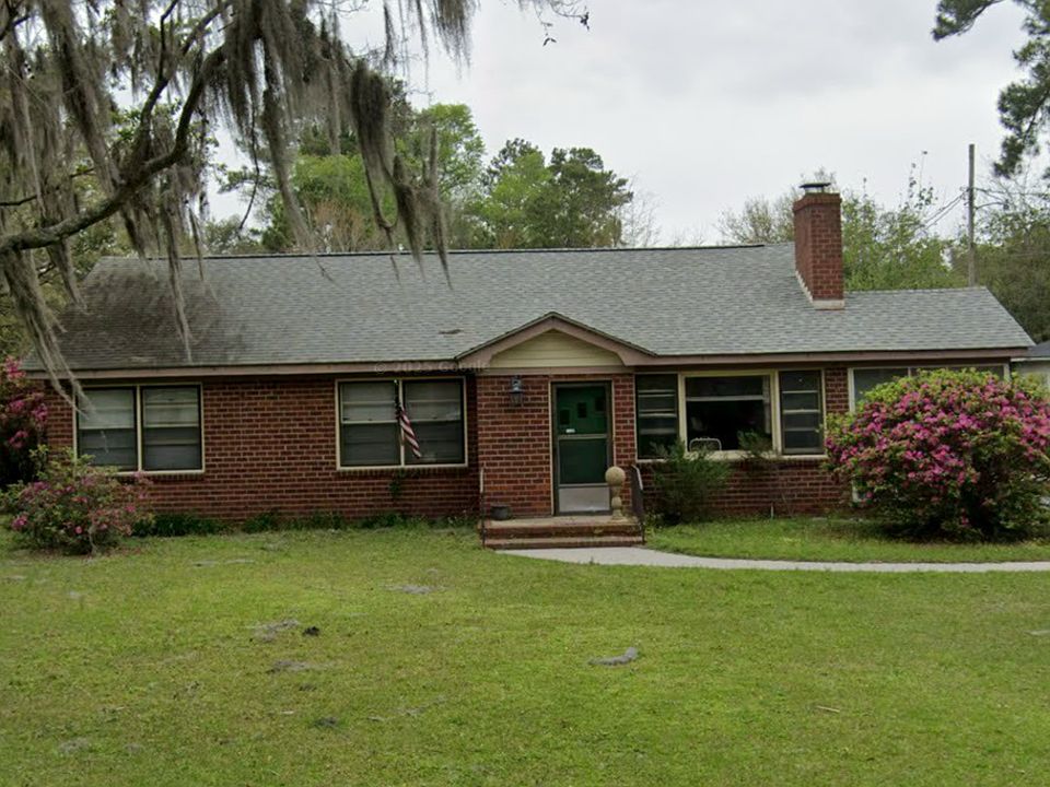 1st image of 2516 Norwood Ave