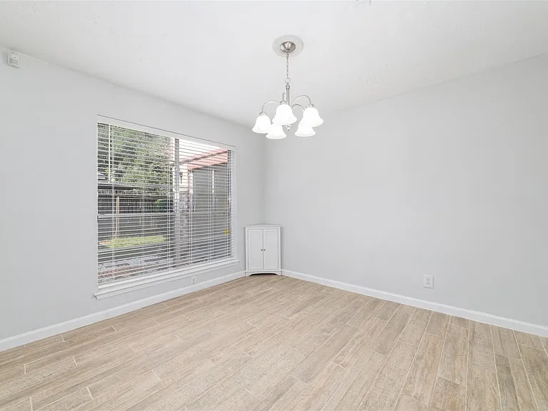 10522 Northview Dr — Photo 10