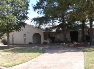 2002 Windsor Dr, Duncan, OK 73533