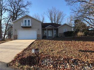 203 Edwards Dr, Camdenton, MO 65020