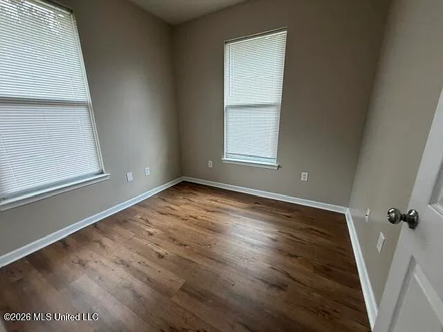 2207 Searle Ave — Photo 9