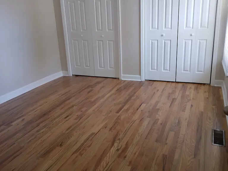9210 Fairforest Rd — Photo 3