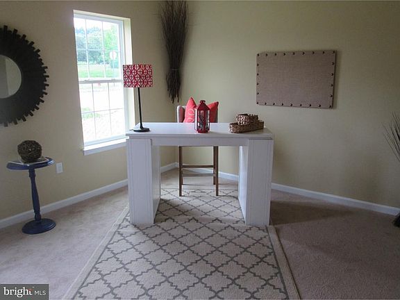 3rd image of 1539 Greystone Pl
