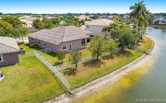 3rd image of 1412 NW 138th Ter