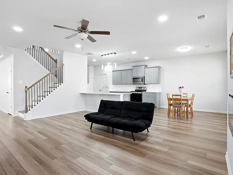 2934 Amabile Rd — Photo 10