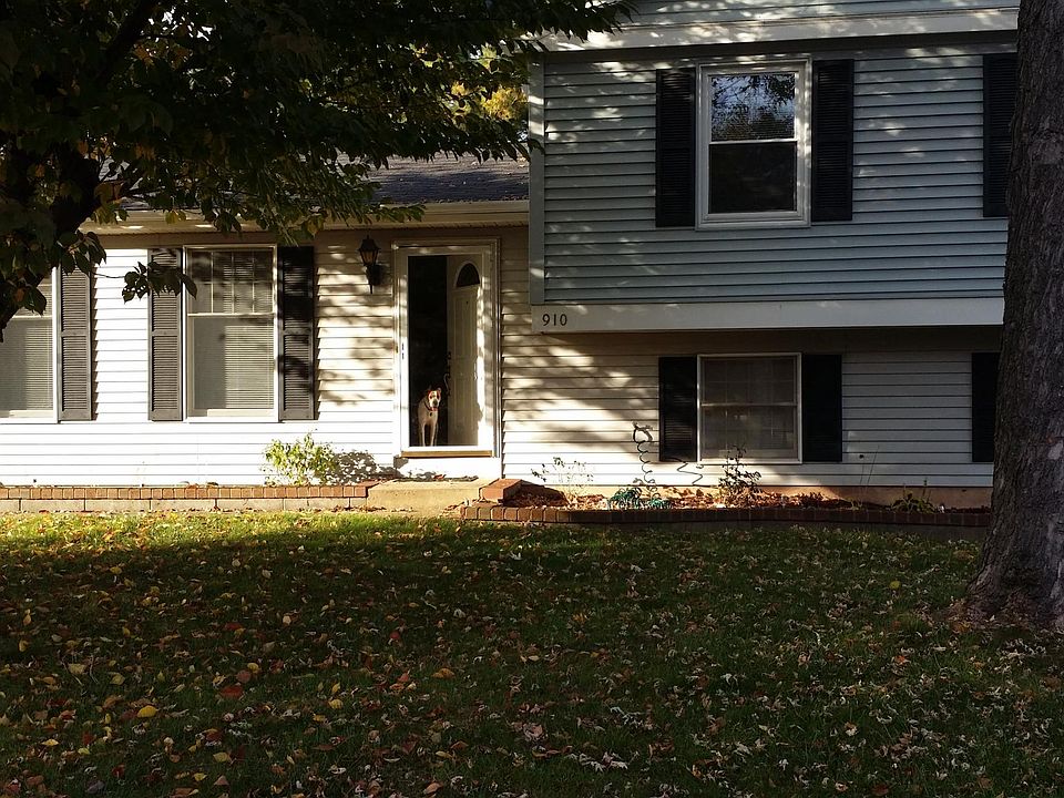 Front entrance to house