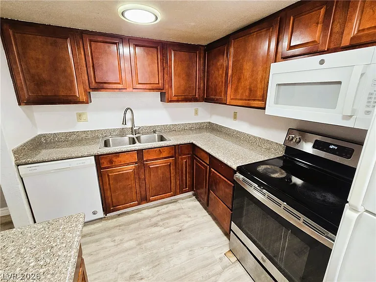 5471 Indian River Dr #411 — Photo 11
