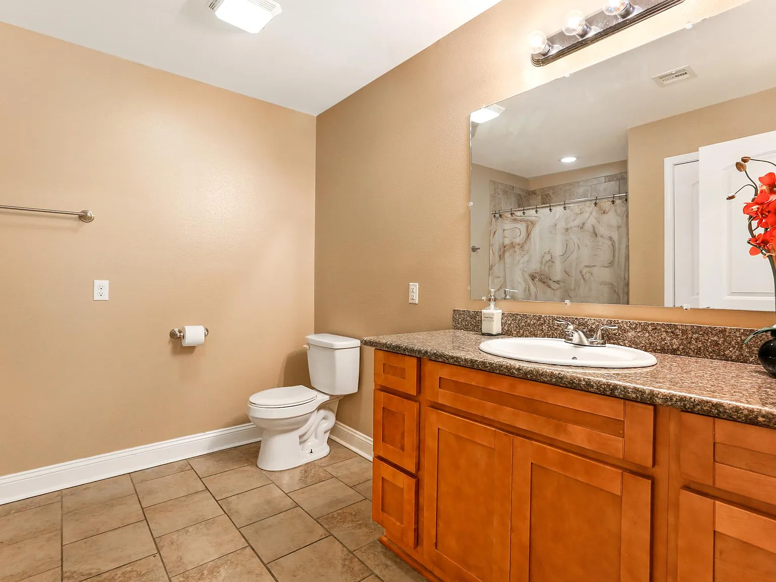 3 bed, 1530 sqft, $2,800 — Photo 3