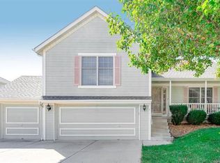 611 NE 94th Ter, Kansas City, MO 64155