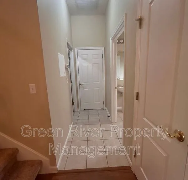 2120D Stone Creek Dr — Photo 9