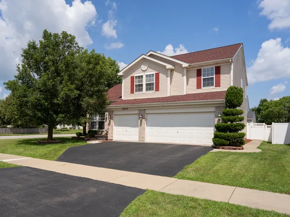 20456 Balsum Ln, Crest Hill, IL 60403