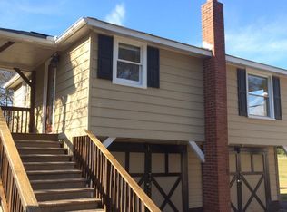 105 Shamrock Country Dr, Spartanburg, SC 29307