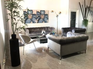 11385 SW 32nd St, Miami, FL 33165