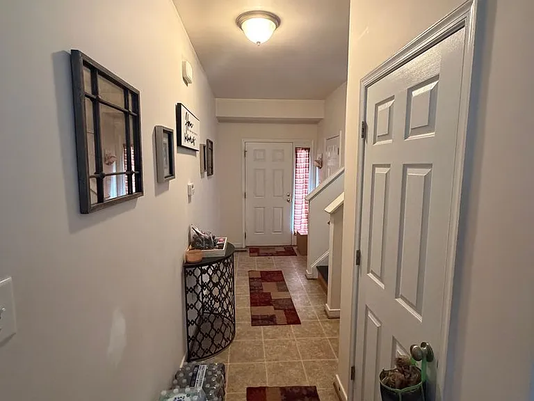 218 Obrien Rd — Photo 9